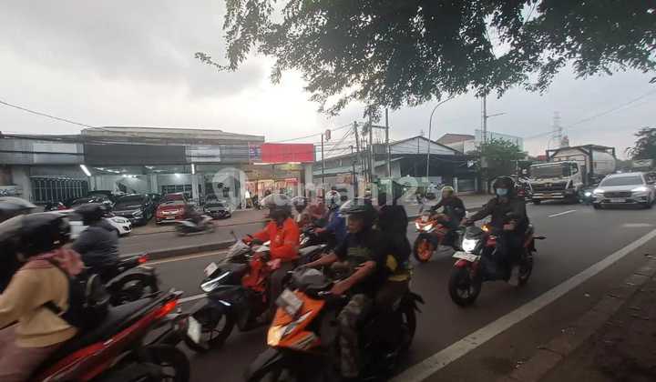 For Quick Sale: Sultan Agung Bekasi Highway Side Car Showroom Shop