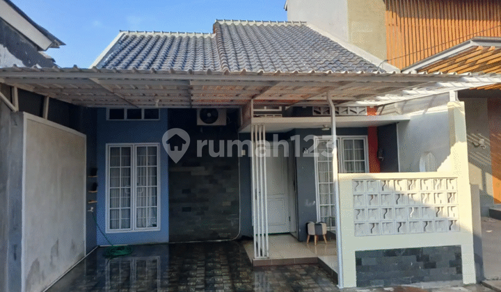 For Sale Quickly Beautiful Ready-to-Live House in Griya Alam Persada 1