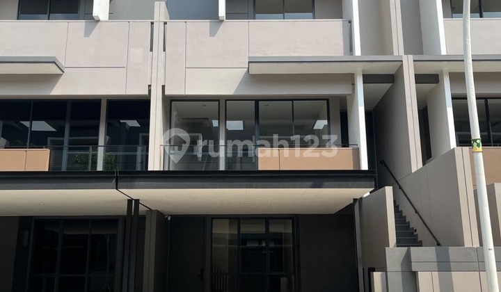 Rumah 3Lt 7X15 105M Cluster Kelimutu Asya Jgc Jakarta Garden City