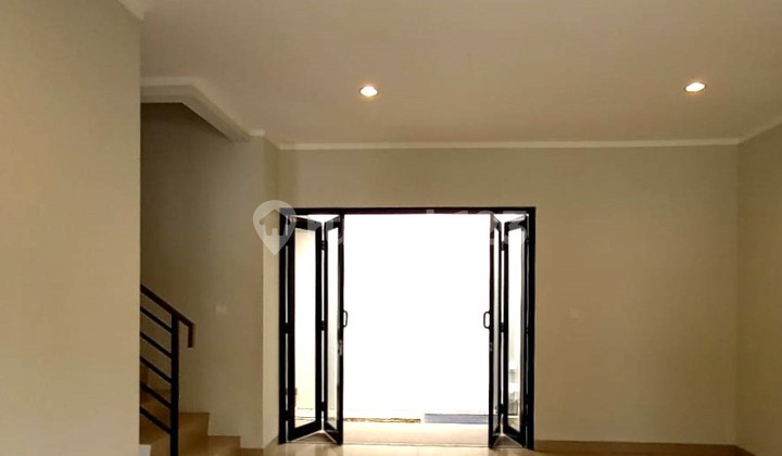 Rumah Cluster Regia 2Lt 8X13 104M 4Kt Scg Summarecon Crown Gading 2