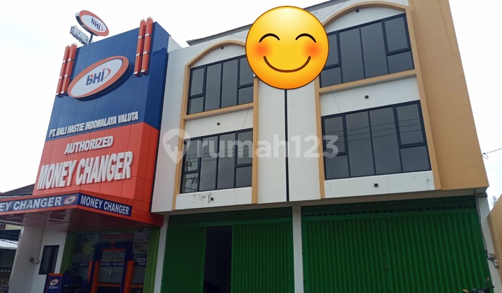 Suitable Building for Office or Dealer on Ngurah Rai Bypass.