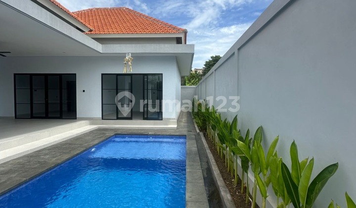 Ready to Occupy, 3BR Villa for Rent Flood-Free in Tegal Cupek, Umalas