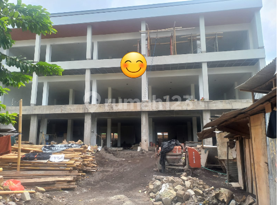 Flood Free, New Shop House, 3 Floors, on Raya Kuta Flood Free, New Shop House, 3 Floors, on Raya Kuta