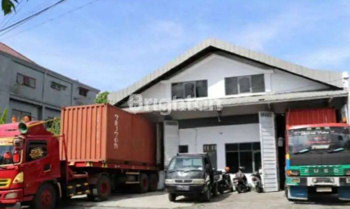 WAREHOUSE AND OFFICE FOR RENT – STRATEGIC LOCATION IN KEROBOKAN 1