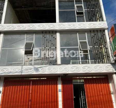 For Sale 3-Story Row Shop on Main Mahendradatta Street, 2