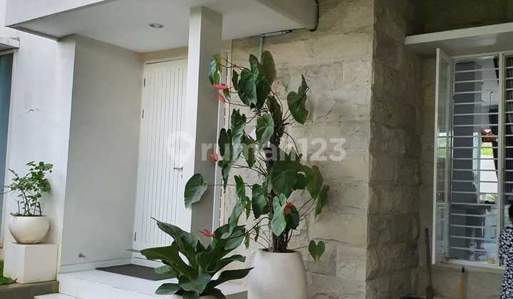 House for Sale Elite Location Cozy Near the Beach 2