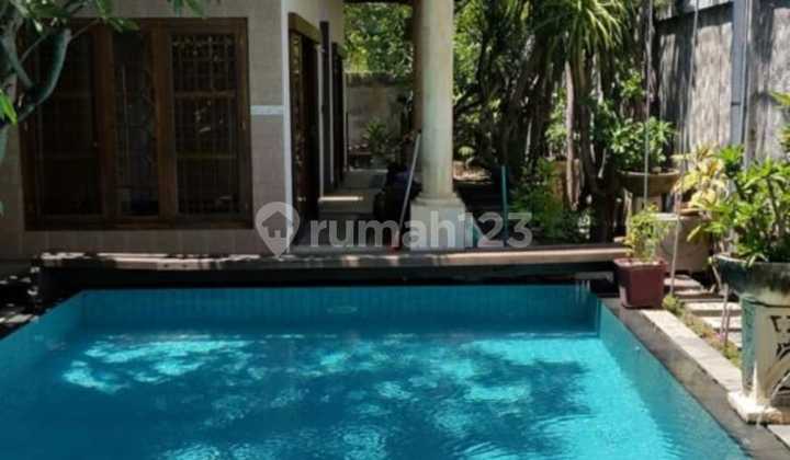 Villa Mewah 4 Kamar di Renon LT 600M² Area Tukad Balian