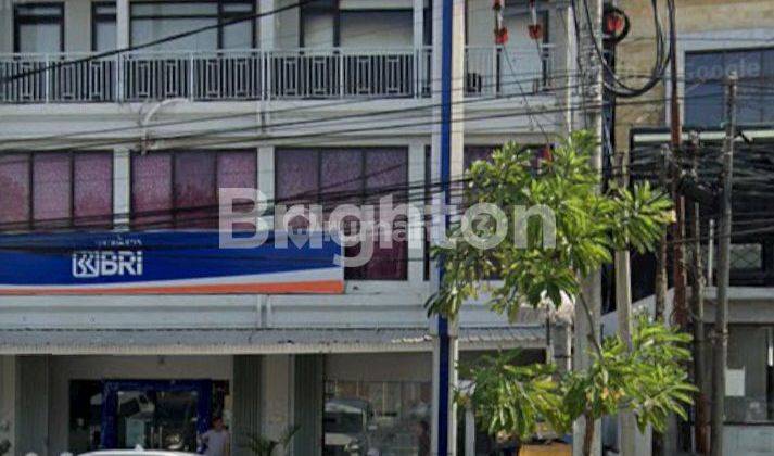 ruko Stategis di jalan utama dewi sri legian 2