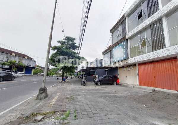 Dijual Ruko Gandeng 3 Lantai Jalan Utama Mahendradatta, 