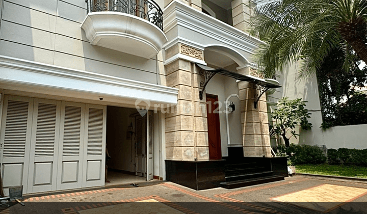 Disewakan Rumah Pondok Indah American Classic Dekat Jis 1