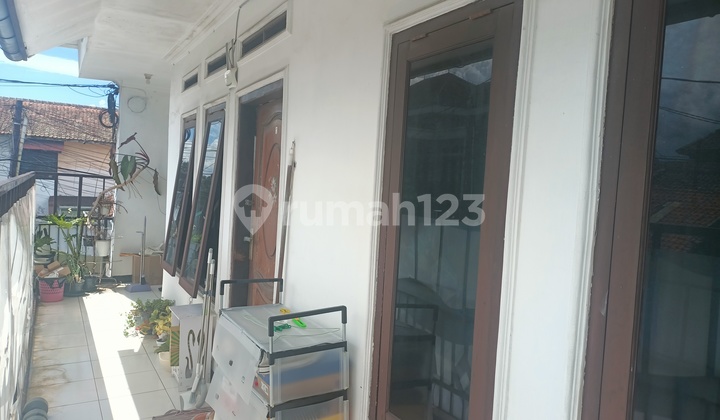 Selling Active Boarding House Near Maranatha University Selling Active Boarding House Near Maranatha University