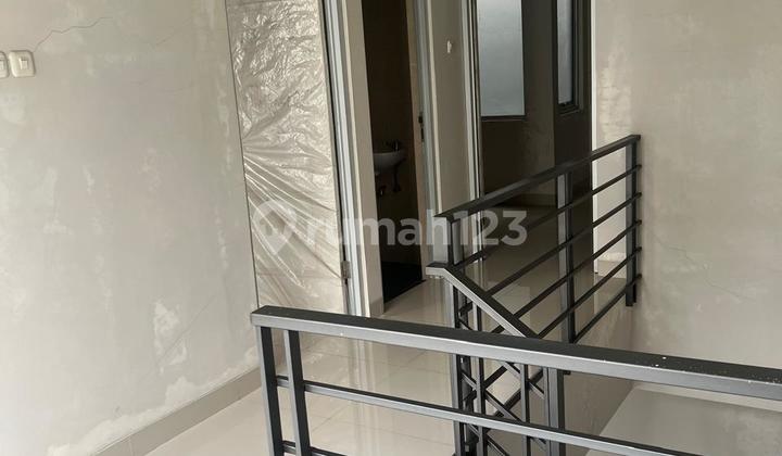 Sell Ready-to-Occupy Townhouse in Gunung Batu, North Bandung 2