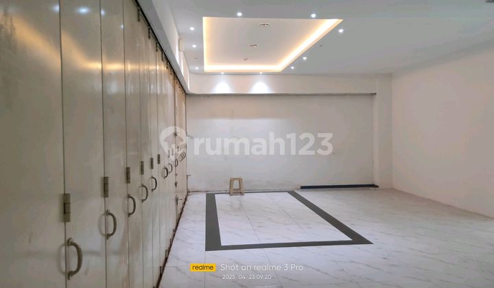 Disewakan Ruko Besar 4 Lantai Di Pusat Kota Bandung 1