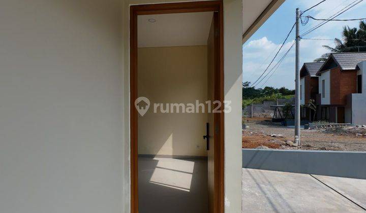 Rumah  2 Lantai 3 Kamar Tidur Yang Nyaman Nempel Pemda Cibinong 2