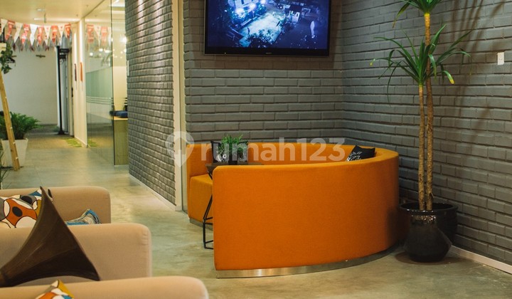 Sewa Office Luas 290 di Sentraya Blok M Kebayoran Baru Jakarta Selatan