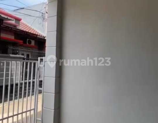 FOR SALE CHEAP SPACIOUS 65 HOUSE IN CONDET KRAMAT JATI EAST JAKARTA 2