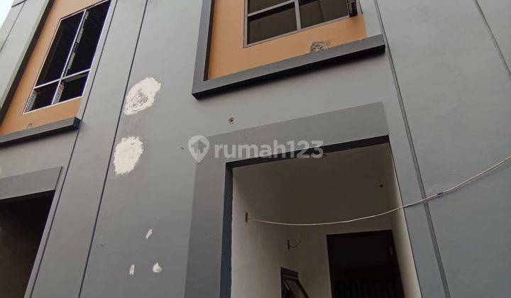 Dijual Murah Rumah 2,5LT + Rooftop Di Paseban Salemba Jakarta Pusat 2