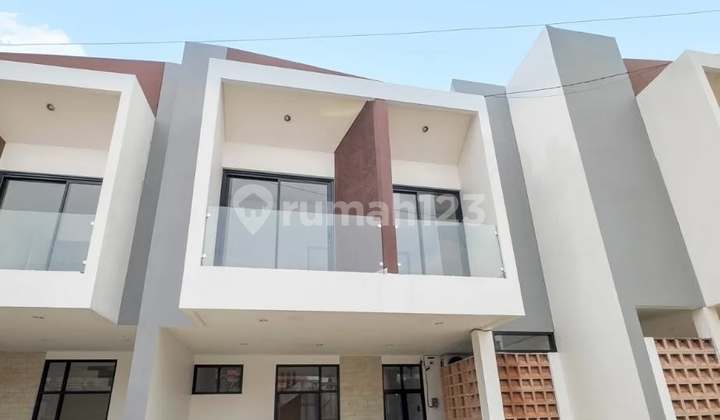 JUAL RUMAH MURAH BISA KPR DI MATRAMAN JAKARTA TIMUR JUAL RUMAH MURAH BISA KPR DI MATRAMAN JAKARTA TIMUR