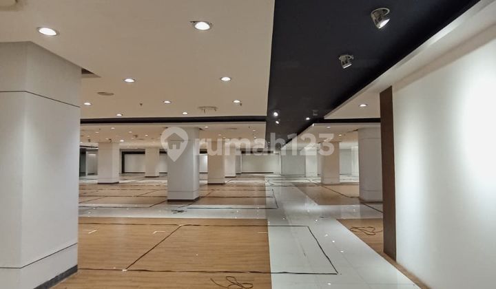 FOR RENT: 5596 SQ M OFFICE, 2ND FLOOR, BUILDING A, PASARAYA BLOK M, KEBAYORAN BARU, SOUTH JAKARTA FOR RENT: 5596 SQ M OFFICE, 2ND FLOOR, BUILDING A, PASARAYA BLOK M, KEBAYORAN BARU, SOUTH JAKARTA