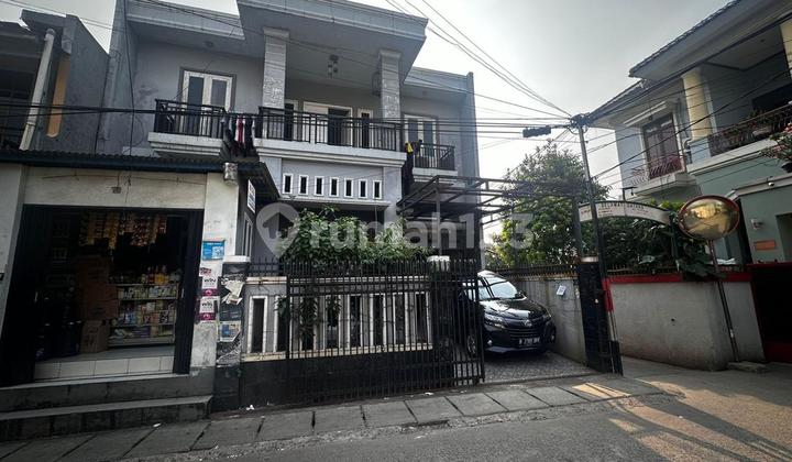 JUAL RUMAH SECOND LUAS 148 DI JL KAMBOJA HALIM JAKARTA TIMUR