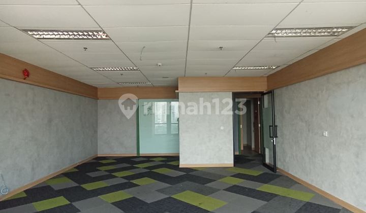 Sewa Office Luas 262-1700 M2 di Sentraya Blok M Kebayoran Baru Jakarta Selatan