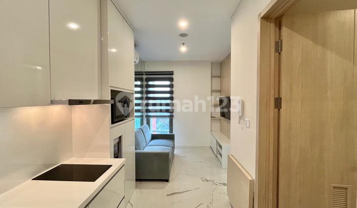 SEWA APARTEMEN 1BR LUAS 36 SQ RES SOUTH QUARTER RESIDENCE 2