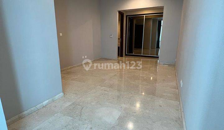 Disewa 3BR Private Lift Unfurnished Essence Darmawangsa Jakarta Selatan 2