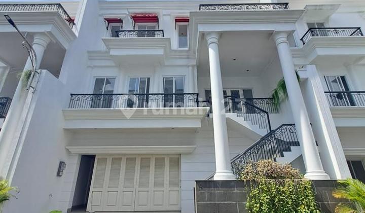 JUAL RUMAH MEWAH LUAS 154 DI MANSION 8 LEBAK BULUS JAKARTA SELATAN JUAL RUMAH MEWAH LUAS 154 DI MANSION 8 LEBAK BULUS JAKARTA SELATAN