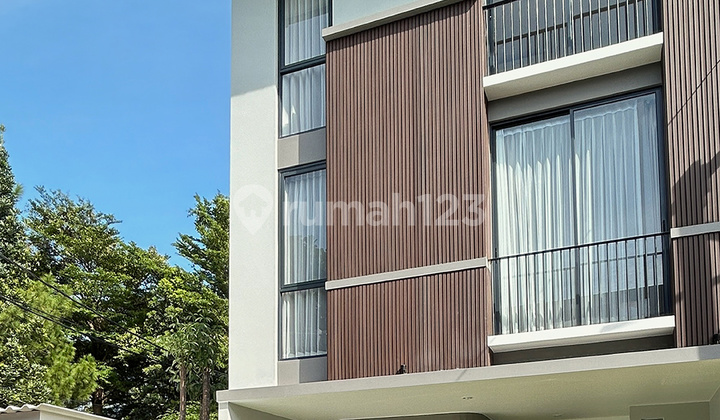 JUAL RUMAH PRECIUM LEBAK BULUS JAKARTA SELATAN JUAL RUMAH PRECIUM LEBAK BULUS JAKARTA SELATAN