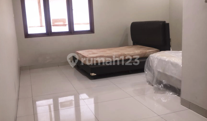 Rumah Bagus Ada Kolam Renang di Rempoa, Tangerang Selatan 2