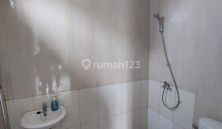 Dijual Rumah Bagus di Graha Raya 3kt 3km 2