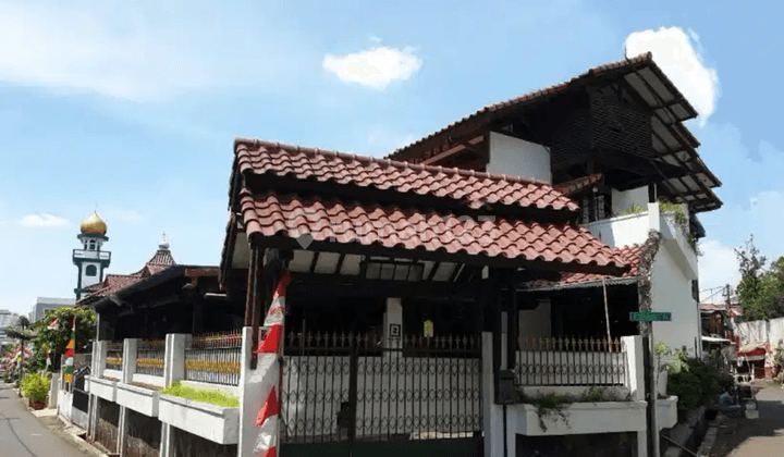 Rumah Semi Furnished Bagus di Kebayoran Baru 1