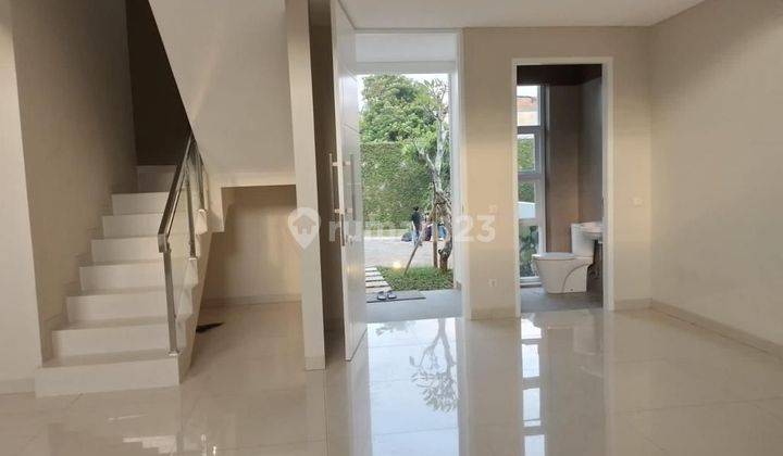 Rumah Bagus Di Simatupang Residence, Jakarta Selatan 1