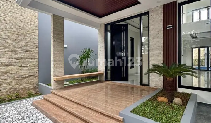 New Luxury House in a Complex at Radio Dalam, Kebayoran, Jakarta 2
