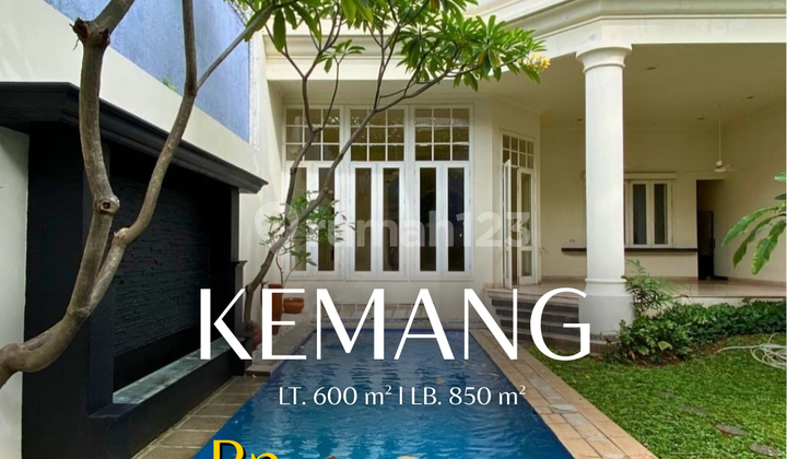 Rumah Mewah Classic Lokasi Strategis di Kemang Dalam Jakarta