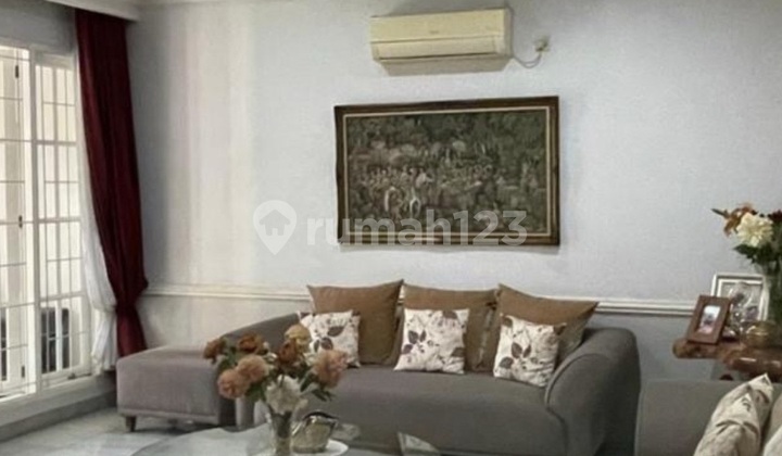 Quick Sale: Strategic Modern Classic House in West Pejaten 2