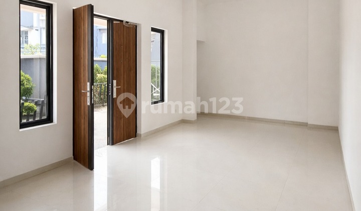Newly Renovated House, Strategic Location in Radio Dalam, Jakarta 2