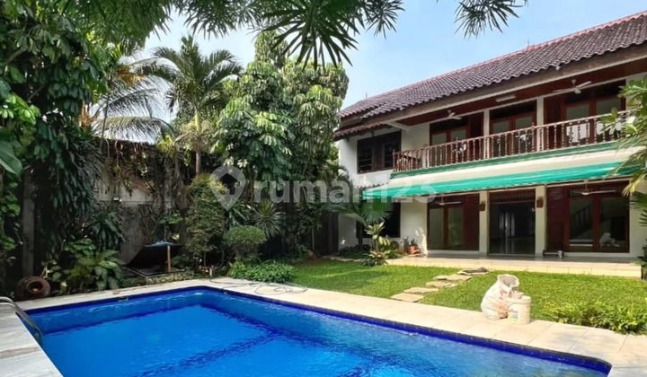 For Quick Sale: Comfortable House in Kemang, South Jakarta
