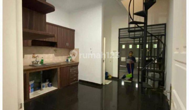 Rumah Bagus Unfurnished SHM Kemang, Jakarta Selatan 1