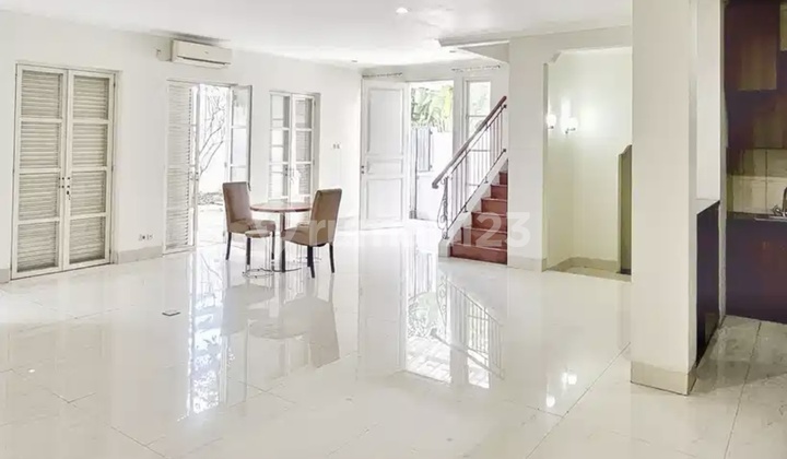 Turun Harga Rumah Dalam Cluster Town House Di Kemang Jakarta  2