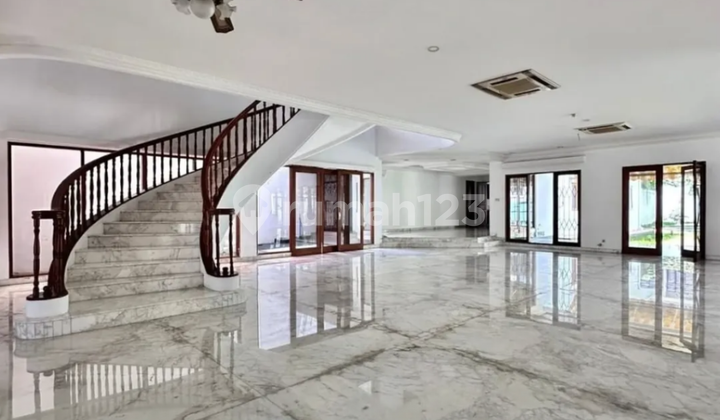 Rumah Bagus Luas Tenang Shm Di Kemang Jakarta Selatan 2