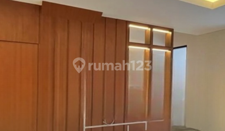 Nice New House in a Cluster at Tb Simatupang, South Jakarta Nice New House in a Cluster at Tb Simatupang, South Jakarta