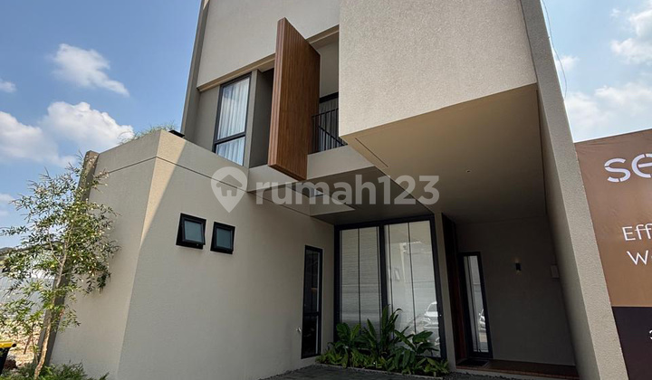 New House Strategic Location Near Simatupang in Cilandak Jakarta