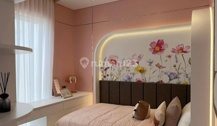 Rumah Dengan Kolam Renang Pribadi.harga Bersahabat 2