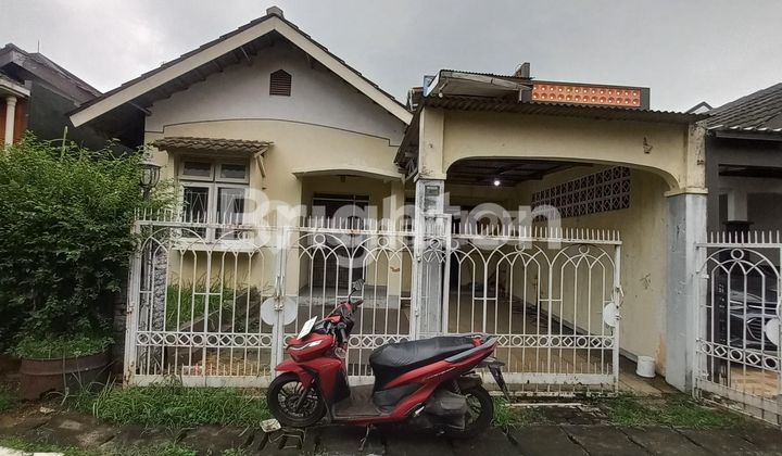 Rumah apik rapih sakura regency 1