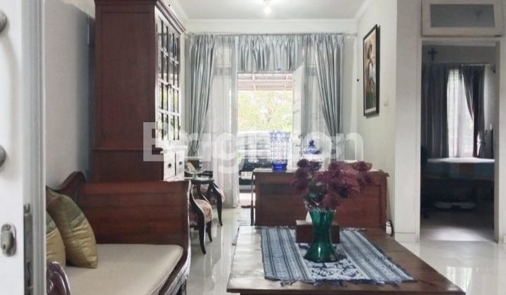 rumah rapi dan terawat di. kota wisata rumah rapi dan terawat di. kota wisata