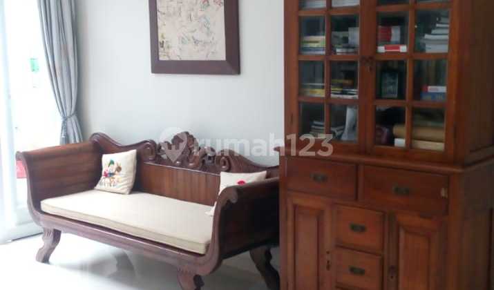 For Sale: Ready-to-Occupy Cluster House in Kota Wisata, Comfortable Environment 2