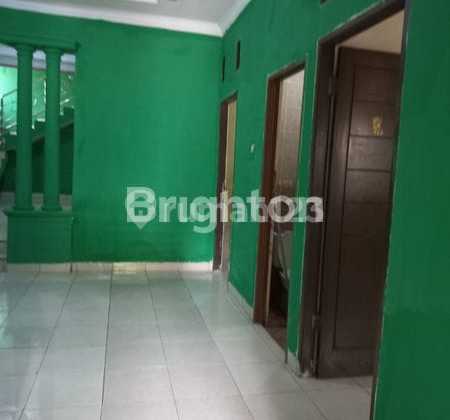 House For Sale On Flood-Free Boulevard 2