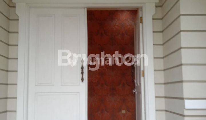dijual Rumah terawat di Kota Wisata dan Sewa  .. nego 2