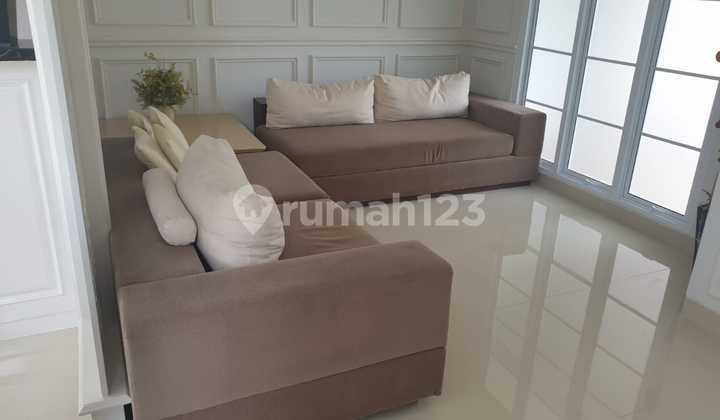 Dijual Rumah 2 Lantai Siap Huni di Cluster Alicante Gading Serpong